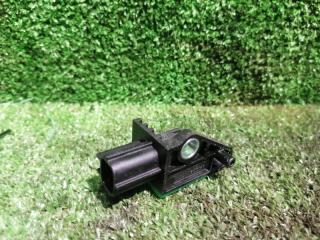 Запчасть датчик удара Volkswagen Tiguan 2011