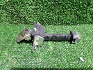 Запчасть ограничитель двери передний левый Toyota Altezza