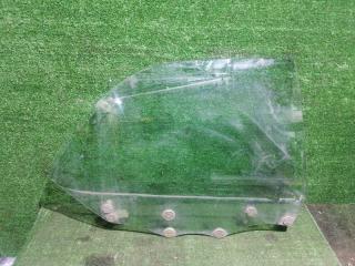 Запчасть стекло двери заднее правое Toyota Vista