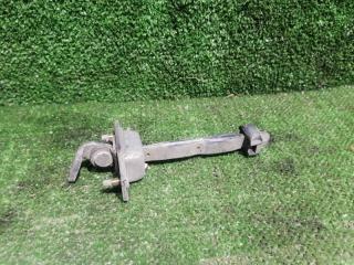 Запчасть ограничитель двери задний правый Toyota Vista