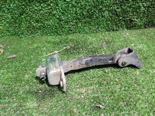 Фото запчасти ограничитель двери передний левый Toyota Town Ace 2010 контрактная запчасть Запчасть ограничитель двери передний левый Toyota Town Ace 2010