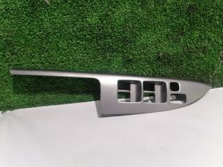 Запчасть накладка на дверь передняя правая Toyota Caldina