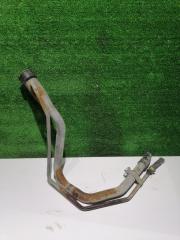 Фото запчасти горловина топливного бака Toyota Harrier 1998 Б/У запчасть Запчасть горловина топливного бака Toyota Harrier 1998