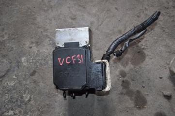 Блок abs TOYOTA CELSIOR UCF31 3uz 1 ракурс