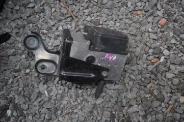 Блок abs TOYOTA CELSIOR UCF20, UCF21 1uz-fe 1 ракурс