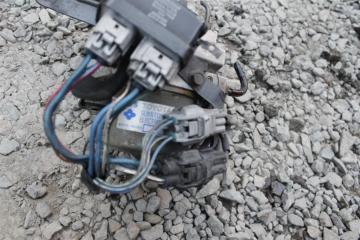 Блок abs HONDA STREAM RN1 d17a 2 ракурс