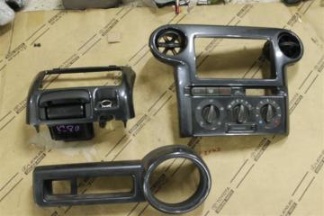 Консоль магнитофона TOYOTA BB ncp31, ncp30 5 ракурс