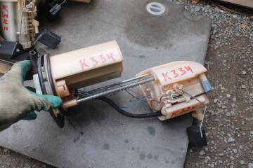 Бензонасос TOYOTA IST ncp115 1nz-fe 1 ракурс Бензонасос TOYOTA IST ncp115 1nz-fe 1 ракурс