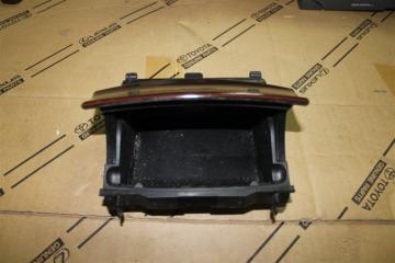 Запчасть пепельница MERCEDES C240