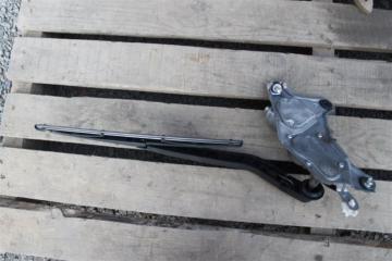 Моторчик заднего дворника TOYOTA PRIUS NHW20 1nz-fxe 2 ракурс