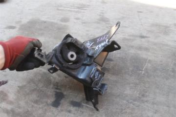 Подушка двигателя левая TOYOTA AQUA NHP10 1nz-fxe 2 ракурс
