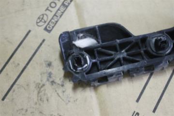 Крепеж бампера правый задний TOYOTA VITZ NCP90, NCP95, KSP90 3 ракурс