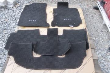 Коврики комплект TOYOTA WISH zne10. ZNE14 2 ракурс