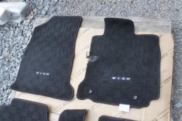 Коврики комплект TOYOTA WISH zne10. ZNE14 4 ракурс