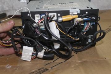 Магнитофон TOYOTA PORTE NNP11 0854500P21 5 ракурс