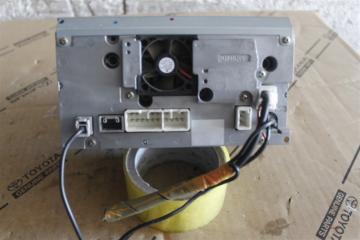 Магнитофон TOYOTA PREMIO AZT240, ZZT240 2 ракурс