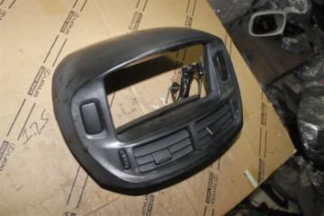 Консоль магнитофона TOYOTA ESTIMA ACR40, MCR40, ACR30 2 ракурс