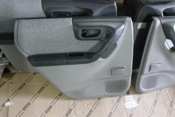 Обшивка дверей SUBARU FORESTER SF5 1 ракурс