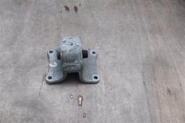 Подушка двигателя левая NISSAN TEANA j31 vq23 3 ракурс