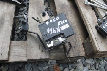 Блок abs MITSUBISHI DIAMANTE F34A 2 ракурс Блок abs MITSUBISHI DIAMANTE F34A 2 ракурс
