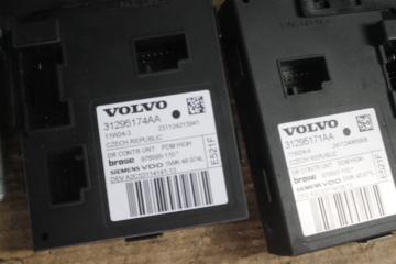 Мотор стеклоподъемника левый передний VOLVO V50 MW43 4 ракурс