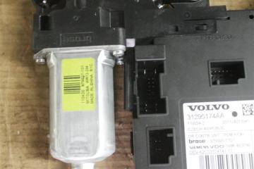 Мотор стеклоподъемника правый передний VOLVO V50 MW43 1 ракурс