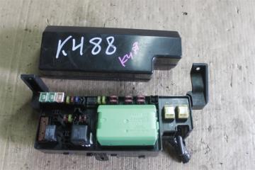 Блок предохранителей MITSUBISHI DION CR9W 4g63 3 ракурс
