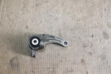 Подушка двигателя VOLVO V50 MW43 B4204S 1 ракурс Подушка двигателя VOLVO V50 MW43 B4204S 1 ракурс