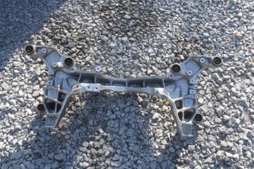 Балка под двс MITSUBISHI DIAMANTE F34A 6a13 3 ракурс