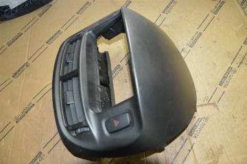 Консоль магнитофона TOYOTA ESTIMA ACR40, MCR40, ACR30 1 ракурс