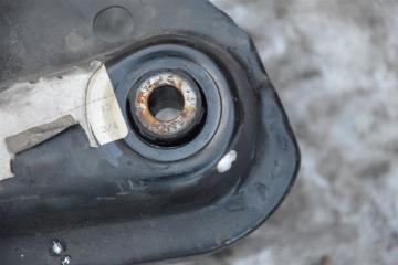Балка под двс HONDA ODYSSEY RA5 j30a 2 ракурс