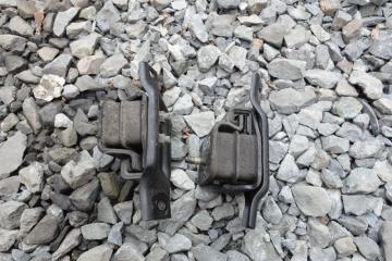 Подушка двигателя SUBARU LEGACY BG5 ej20e 1 ракурс Подушка двигателя SUBARU LEGACY BG5 ej20e 1 ракурс