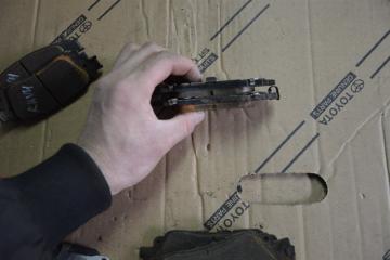 Колодки тормозные передние TOYOTA RAV4 AXAA54, AXAH52, AXAH54, MXAA52, MXAA54 5 ракурс Колодки тормозные передние TOYOTA RAV4 AXAA54, AXAH52, AXAH54, MXAA52, MXAA54 5 ракурс