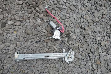 Стеклоподъемник передний правый HONDA FIT ARIA