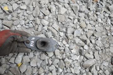 Запчасть подушка двигателя левая NISSAN MARCH