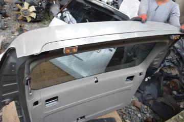 Дверь 5-я NISSAN ELGRAND e51 VQ35 2 ракурс