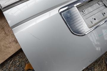 Дверь 5-я NISSAN ELGRAND e51 VQ35 3 ракурс