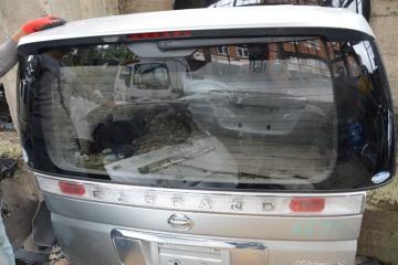 Дверь 5-я NISSAN ELGRAND e51 VQ35 4 ракурс