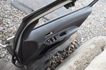 Дверь правая передняя TOYOTA WISH zne10 1zz-fe 1 ракурс