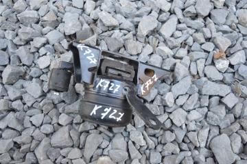 Подушка двигателя правая TOYOTA Spade ncp141 1nz-fe 2 ракурс Подушка двигателя правая TOYOTA Spade ncp141 1nz-fe 2 ракурс