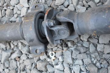 Кардан задний NISSAN ELGRAND e51 VQ35 4 ракурс