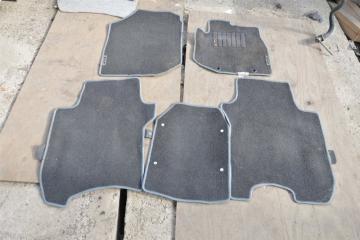 Коврики комплект HONDA FIT GE6, GE8 l13a 2 ракурс Коврики комплект HONDA FIT GE6, GE8 l13a 2 ракурс