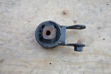 Подушка двигателя задняя TOYOTA RACTIS ncp100 1nz-fe 2 ракурс