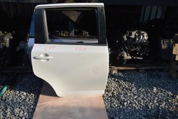 Дверь правая задняя TOYOTA RACTIS ncp100 1nz-fe 2 ракурс