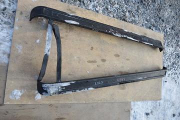 Подножка MITSUBISHI CANTER FE82 4m50 1 ракурс