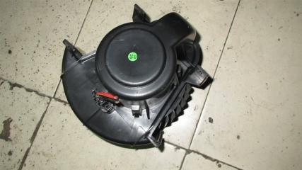 Фото запчасти мотор печки PORSCHE CAYENNE Б/У запчасть Запчасть мотор печки PORSCHE CAYENNE