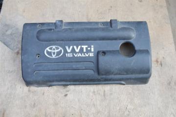Пластиковая крышка на двс TOYOTA WISH zne10 1zz-fe 2 ракурс