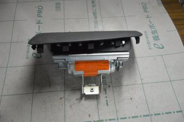 Airbag пассажирский SUBARU IMPREZA GG2, GG3 EJ15 2 ракурс Airbag пассажирский SUBARU IMPREZA GG2, GG3 EJ15 2 ракурс
