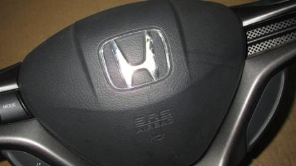 Руль HONDA STREAM RN6, RN8 r18a 4 ракурс