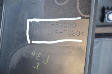 Накладка на дверь TOYOTA CROWN AZSH35 3 ракурс